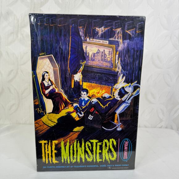 The Munsters Living Room Model kit Polar Lights Sealed New 1997 Playing Mantis - Picture 8 of 8